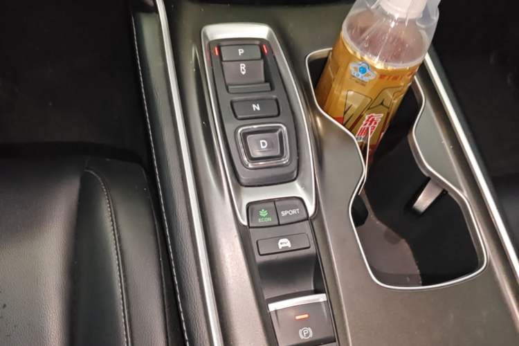 Used Honda Accord 2018 Rui Hybrid 2.0L Rui Ling Edition China VI Gear Lever