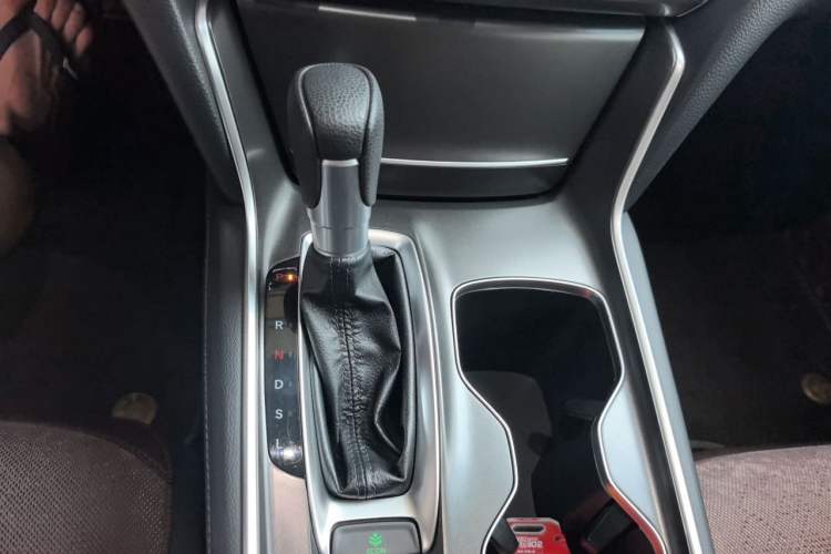 Used Honda Accord 2018 260TURBO Luxury Edition China VI Gear Lever
