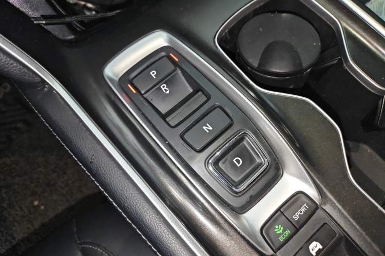 Used Honda Accord 2018 Rui Hybrid 2.0L Rui Ling Edition China VI Gear Lever
