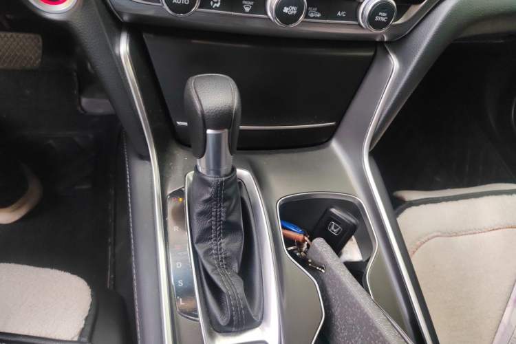 Used Honda Accord 2018 260TURBO Luxury Edition China VI Gear Lever