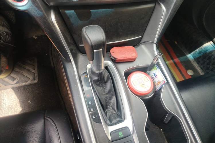 Used Honda Accord 2018 260TURBO Prestige Edition China VI Gear Lever