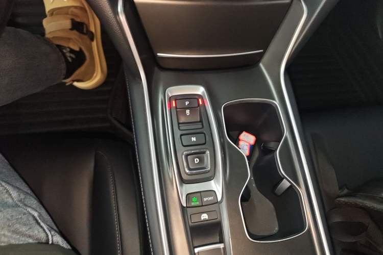 Used Honda Accord 2018 Rui Hybrid 2.0L Rui Ling Edition China VI Gear Lever