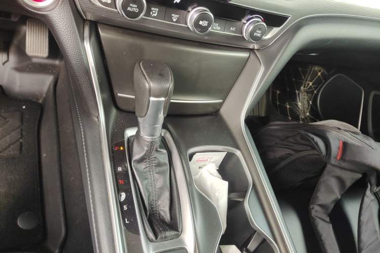 Used Honda Accord 2018 260TURBO Elite Edition China V Gear Lever