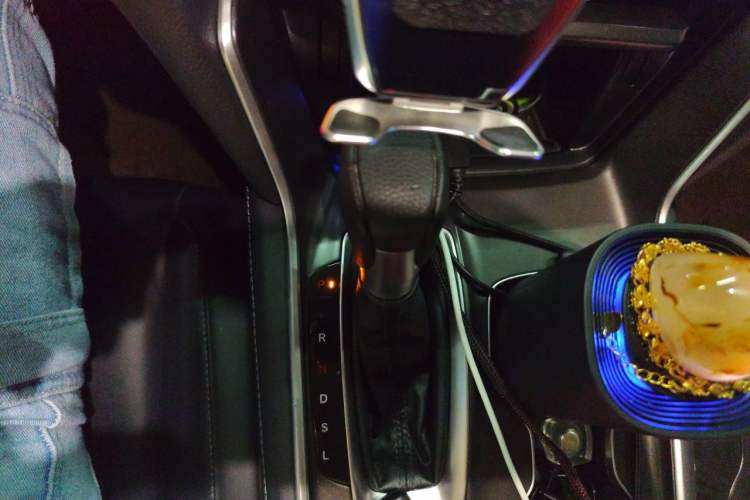 Used Honda Accord 2018 260TURBO Luxury Edition China VI Gear Lever