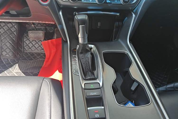Used Honda Accord 2018 260TURBO Elite Edition China VI Gear Lever