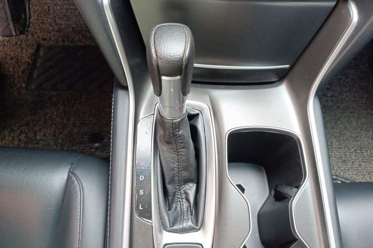 Used Honda Accord 2018 260TURBO Elite Edition China V Gear Lever