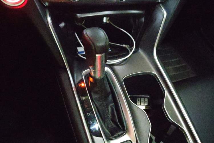 Used Honda Accord 2018 260TURBO Elite Edition China VI Gear Lever