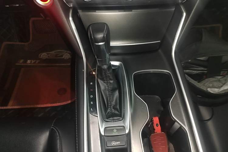 Used Honda Accord 2018 260TURBO Luxury Edition China VI Gear Lever