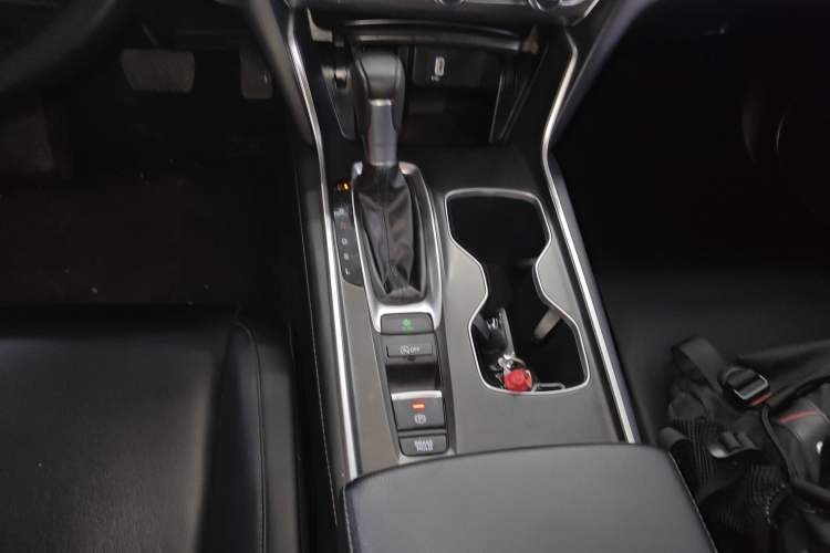 Used Honda Accord 2018 260TURBO Luxury Edition China VI Gear Lever