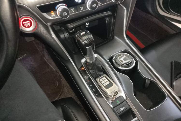 Used Honda Accord 2018 260TURBO Luxury Edition China VI Gear Lever