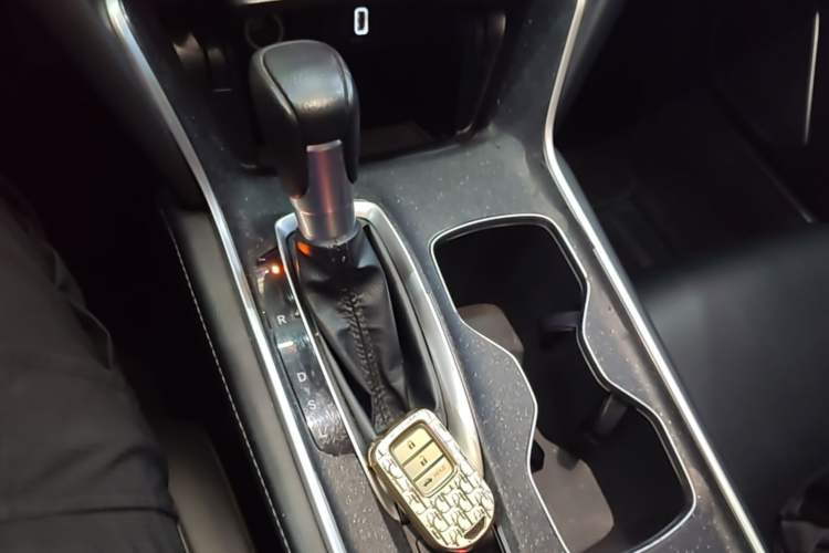Used Honda Accord 2018 260TURBO Elite Edition China VI Gear Lever