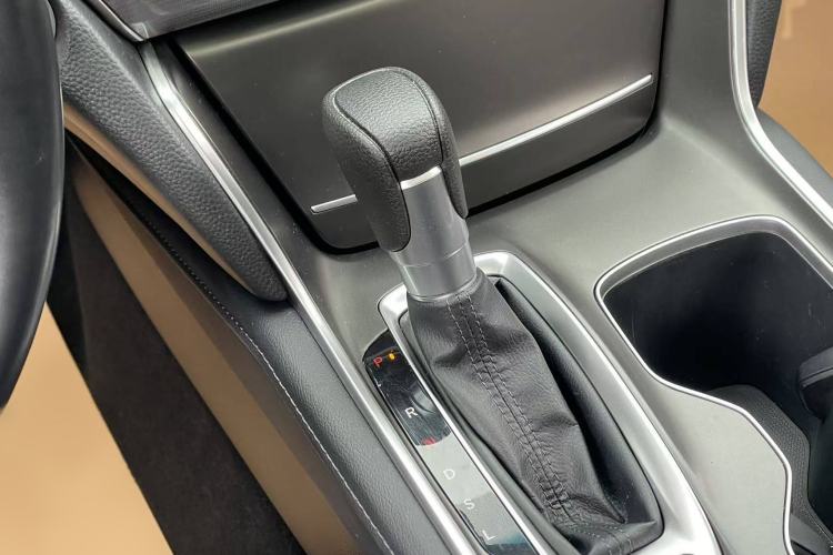 Used Honda Accord 2018 260TURBO Elite Edition China VI Gear Lever
