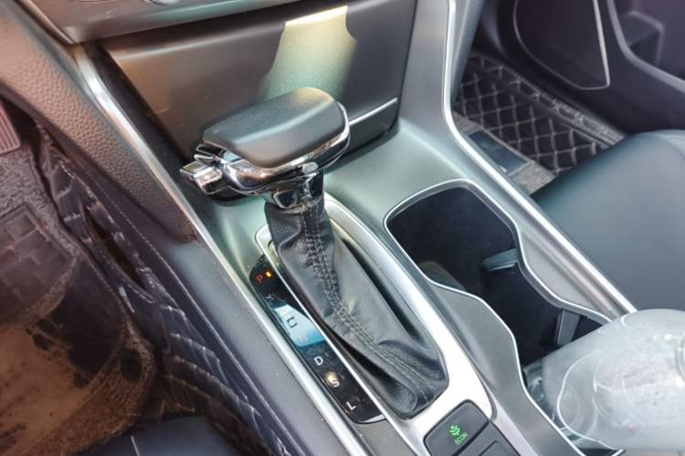 Used Honda Accord 2018 260TURBO Elite Edition China VI Gear Lever