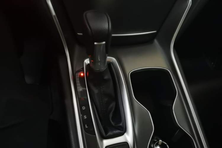 Used Honda Accord 2018 260TURBO Elite Edition China VI Gear Lever