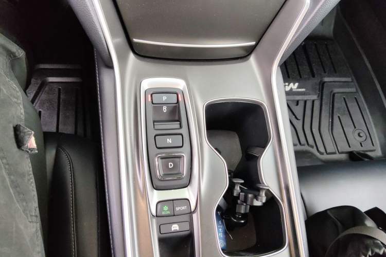 Used Honda Accord 2018 Rui Hybrid 2.0L Rui Ling Edition China VI Gear Lever