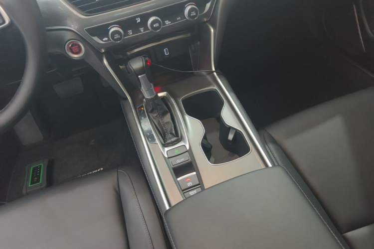 Used Honda Accord 2018 260TURBO Elite Edition China VI Gear Lever