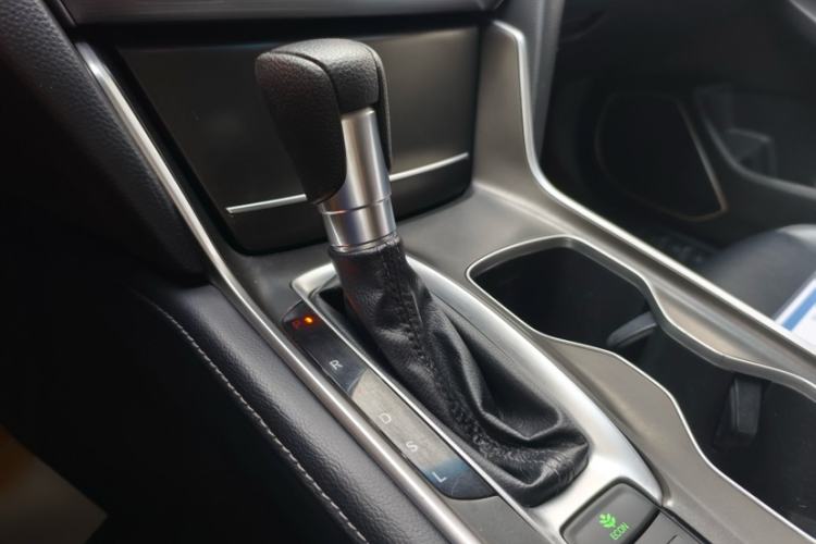 Used Honda Accord 2018 260TURBO Elite Edition China VI Gear Lever