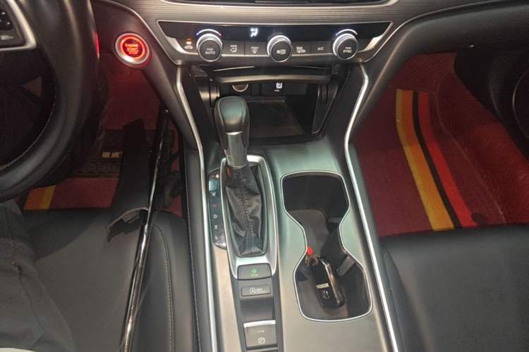 Used Honda Accord 2018 260TURBO Elite Edition China VI Gear Lever