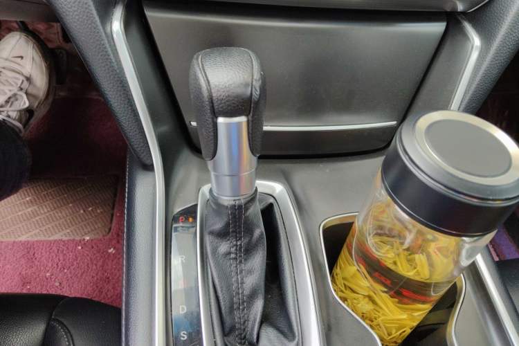 Used Honda Accord 2018 260TURBO Elite Edition China VI Gear Lever