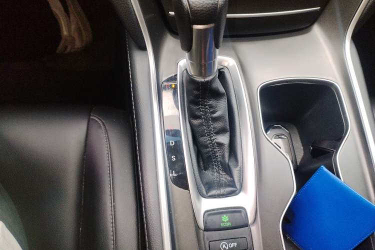 Used Honda Accord 2018 260TURBO Luxury Edition China VI Gear Lever