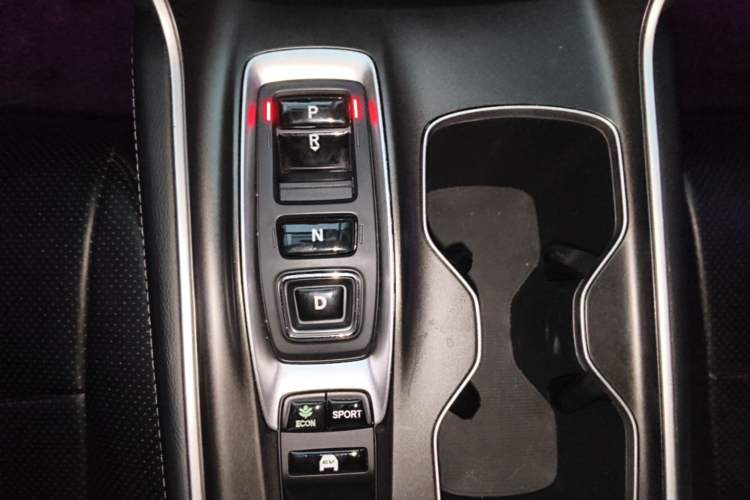 Used Honda Accord 2018 Rui·Hybrid 2.0L Rui Ku Edition China VI Gear Lever