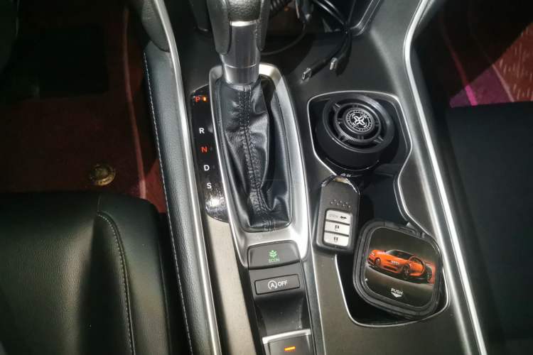 Used Honda Accord 2018 260TURBO Luxury Edition China VI Gear Lever