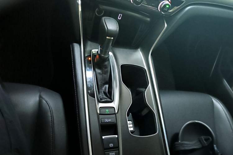 Used Honda Accord 2018 260TURBO Elite Edition China V Gear Lever