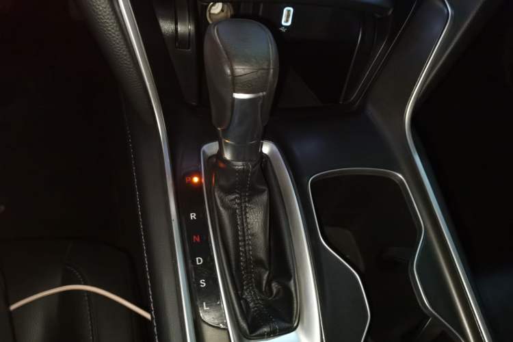Used Honda Accord 2018 260TURBO Elite Edition China VI Gear Lever