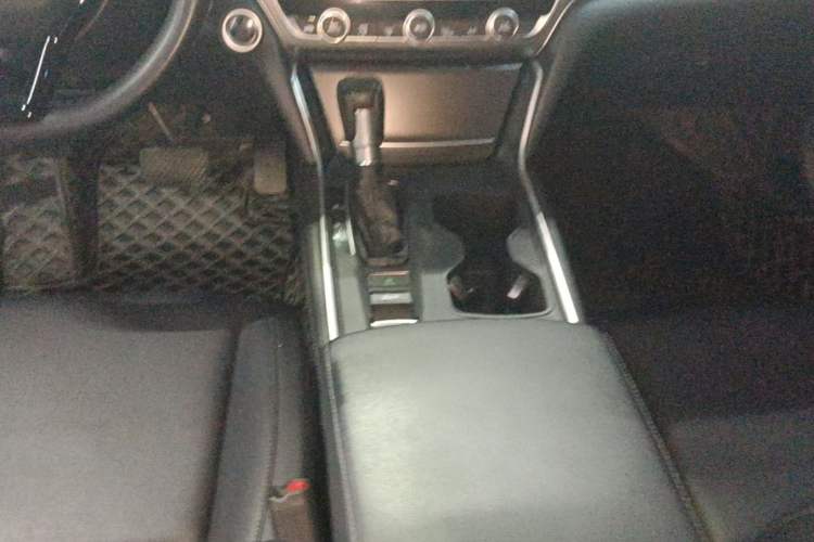 Used Honda Accord 2018 260TURBO Elite Edition China V Gear Lever
