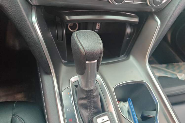 Used Honda Accord 2018 260TURBO Luxury Edition China VI Gear Lever
