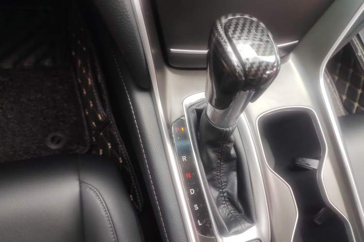 Used Honda Accord 2018 260TURBO Elite Edition China VI Gear Lever