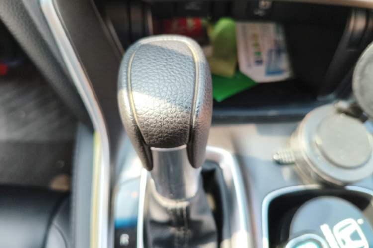 Used Honda Accord 2018 260TURBO Elite Edition China VI Gear Lever