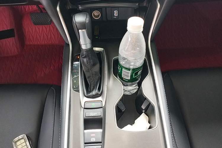Used Honda Accord 2018 260TURBO Luxury Edition China VI Gear Lever