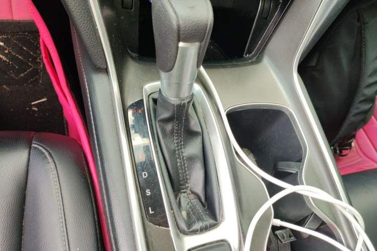 Used Honda Accord 2018 260TURBO Elite Edition China VI Gear Lever