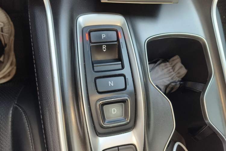 Used Honda Accord 2018 Rui Hybrid 2.0L Rui Ling Edition China VI Gear Lever
