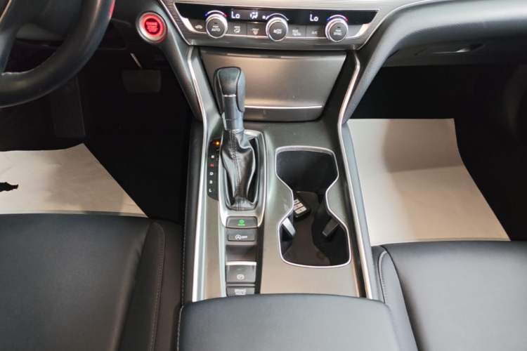 Used Honda Accord 2018 260TURBO Elite Edition China VI Gear Lever