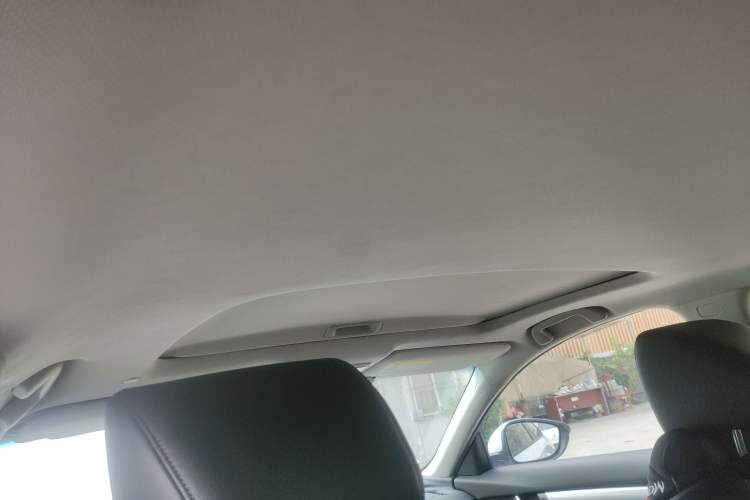 Used Honda Accord 2018 260TURBO Luxury Edition China VI Headliner