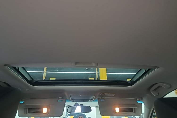 Used Honda Accord 2018 260TURBO Elite Edition China VI Headliner