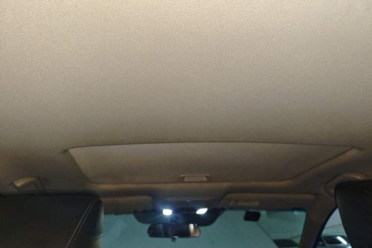 Used Honda Accord 2018 260TURBO Luxury Edition China VI Headliner