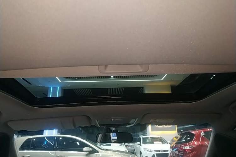 Used Honda Accord 2018 260TURBO Elite Edition China VI Headliner