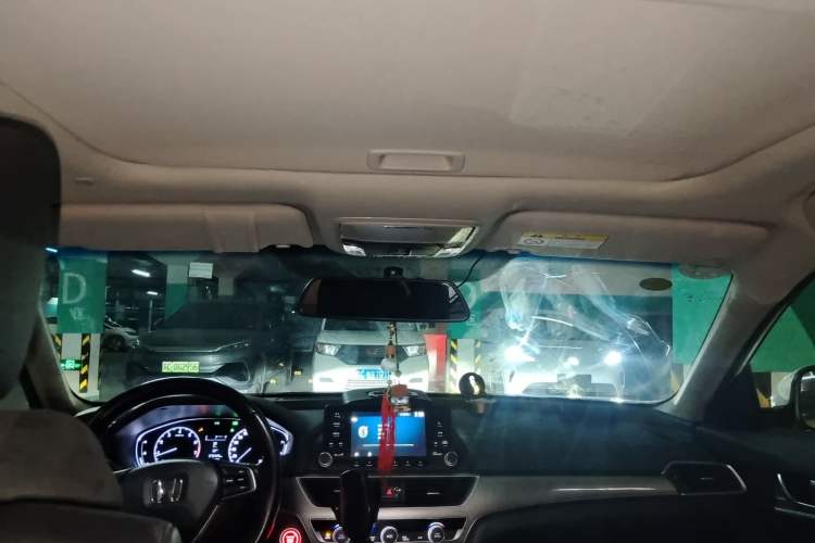 Used Honda Accord 2018 260TURBO Elite Edition China VI Headliner