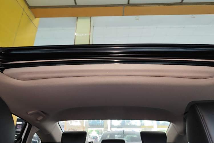 Used Honda Accord 2018 260TURBO Elite Edition China VI Headliner