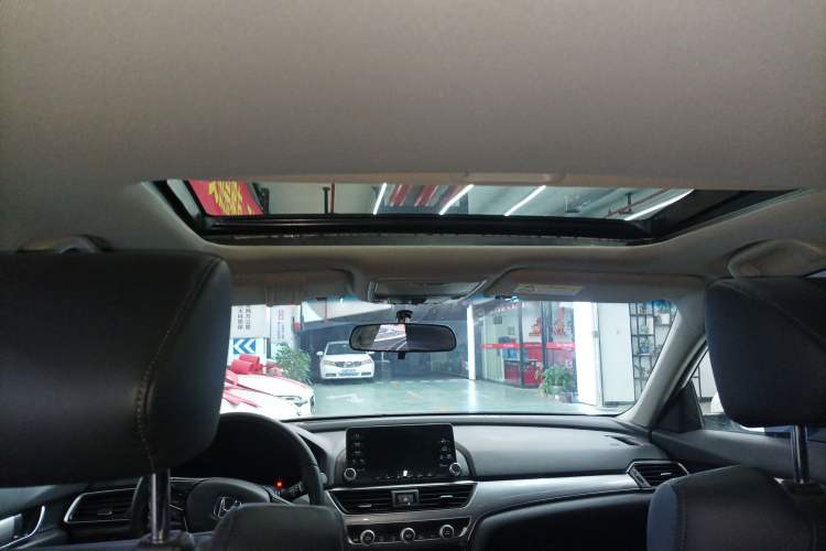 Used Honda Accord 2018 260TURBO Elite Edition China VI Headliner