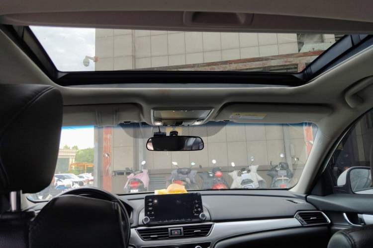 Used Honda Accord 2018 260TURBO Elite Edition China VI Headliner