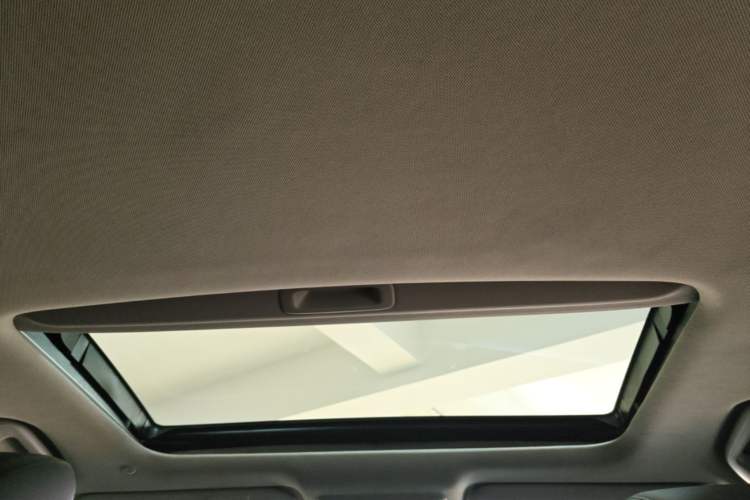 Used Honda Accord 2018 Rui Hybrid 2.0L Rui Ling Edition China VI Headliner