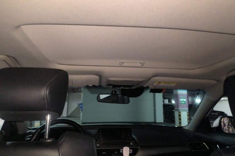 Used Honda Accord 2018 260TURBO Luxury Edition China VI Headliner