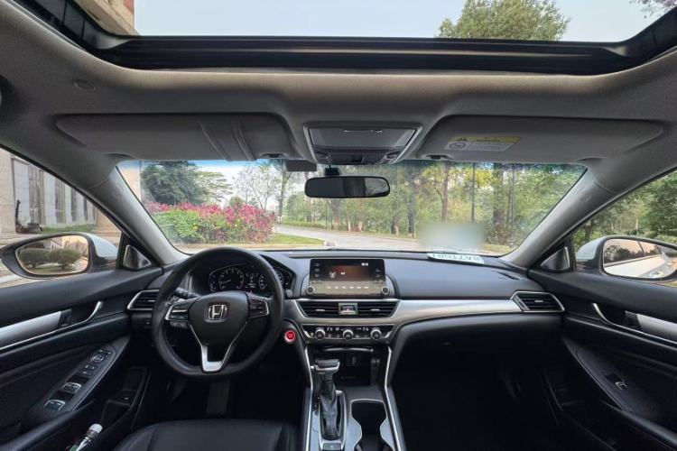Used Honda Accord 2018 260TURBO Elite Edition China VI Interior 1