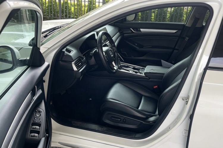 Used Honda Accord 2018 260TURBO Elite Edition China VI Interior 1