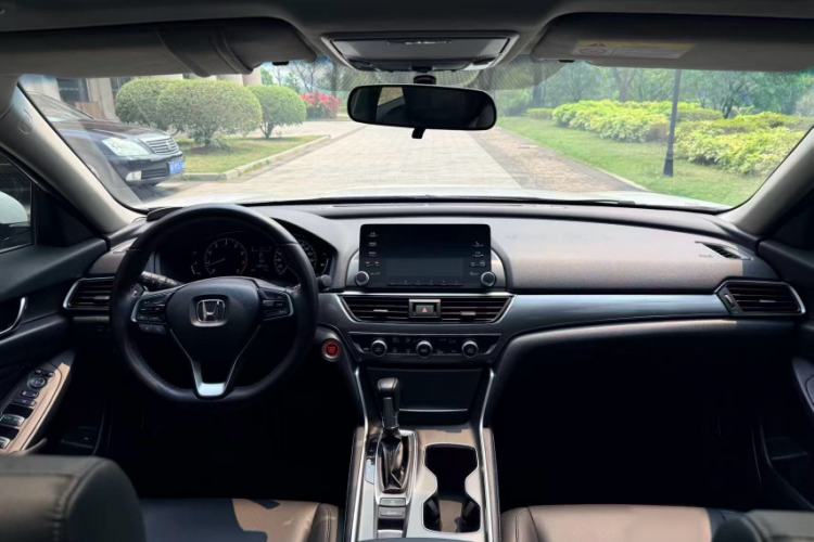 Used Honda Accord 2018 260TURBO Elite Edition China VI Interior 1