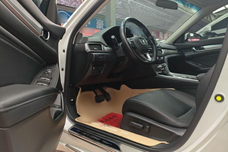 Used Honda Accord 2018 260TURBO Elite Edition China VI Interior 1